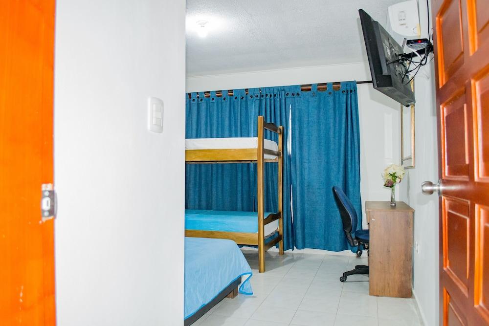 Hostel Ocean View *
