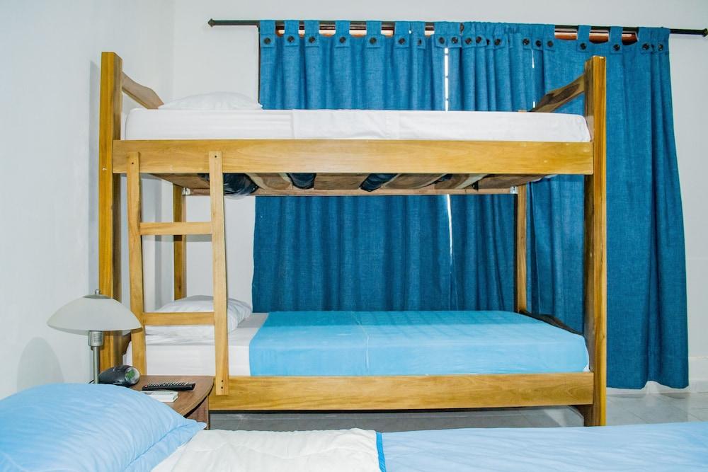 Hostel Ocean View *